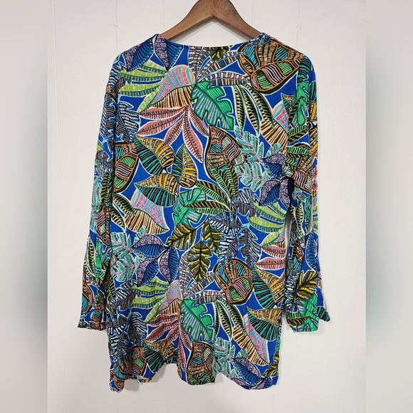 LA BLANCA Neon V-Neck Long Sleeve Cover-Up Tunic - Picture 6 of 6